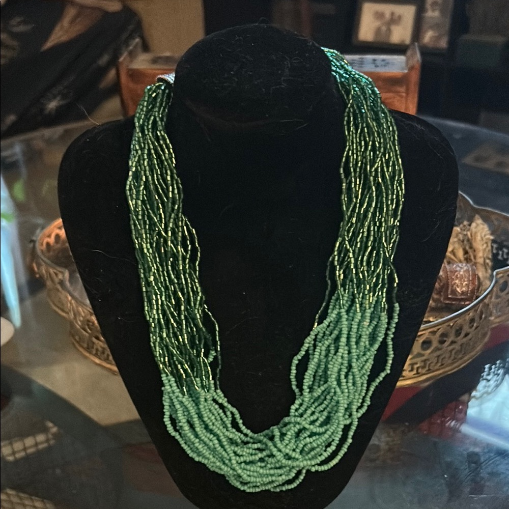 Elegant Green Beaded Necklace
